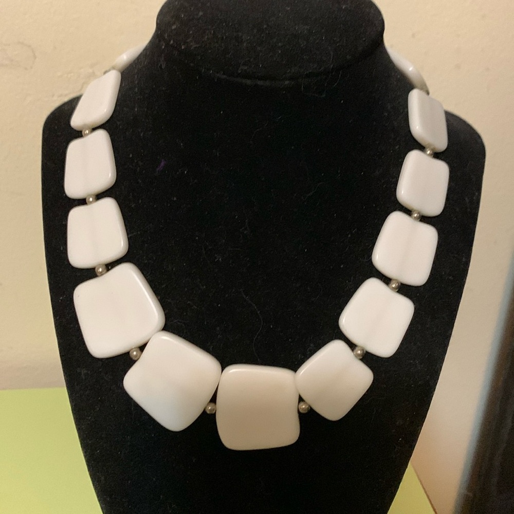 Vintage necklace 16 1/2”